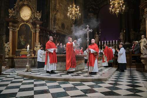 Gottesdienst mit 1000 Religionslehrerinnen und Religionslehrern im Stephansdom